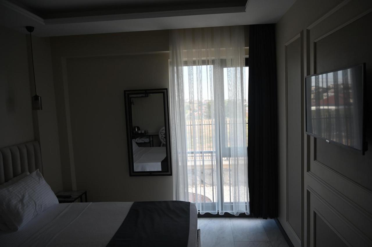 Arnavutkoy Main Airport Hotel מראה חיצוני תמונה