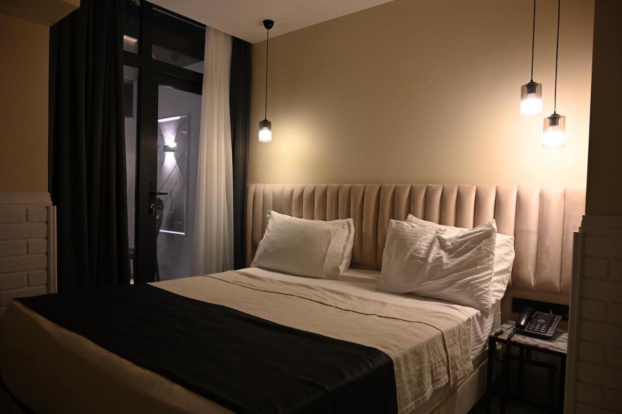 Arnavutkoy Main Airport Hotel מראה חיצוני תמונה