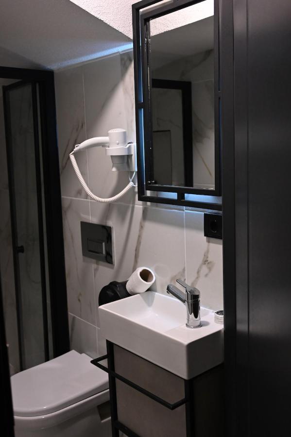 Arnavutkoy Main Airport Hotel מראה חיצוני תמונה